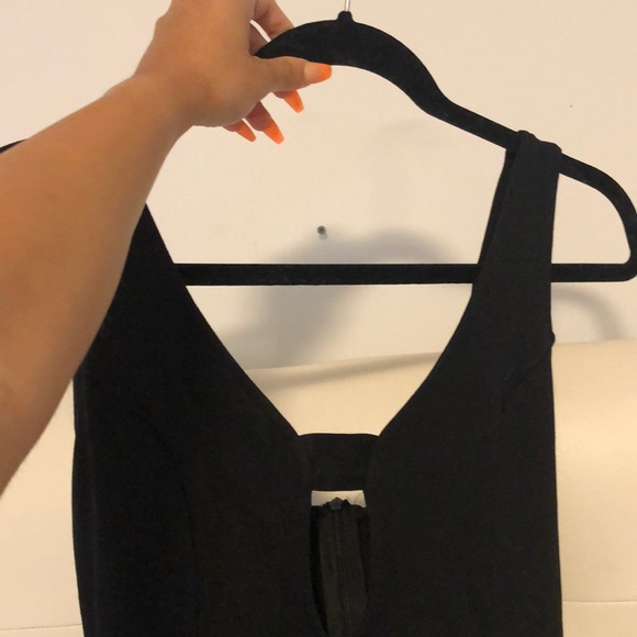 Little Black Dress 🖤 - Picture 2 of 2